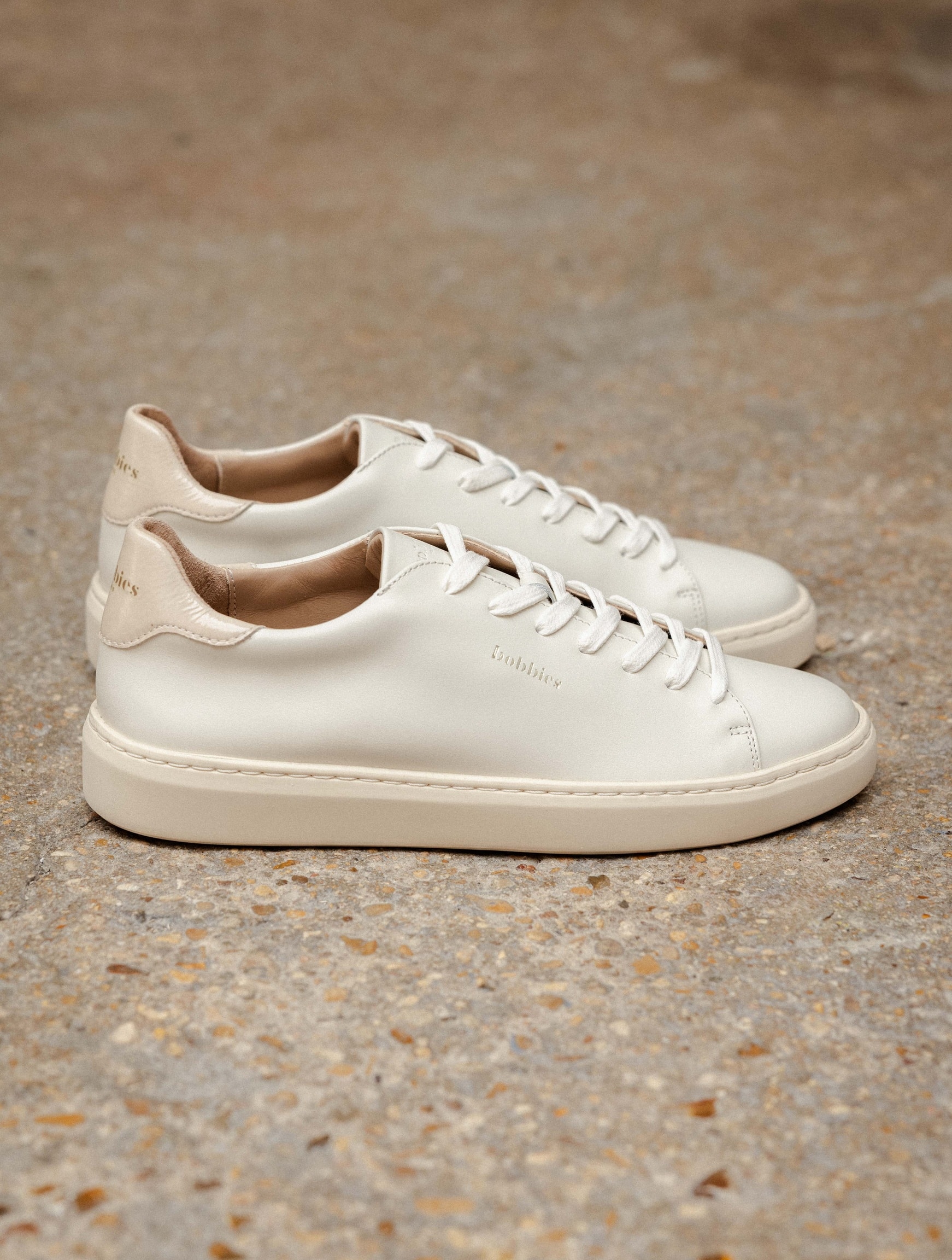 French shoe brand Bobbies: white sneakers made in Europe