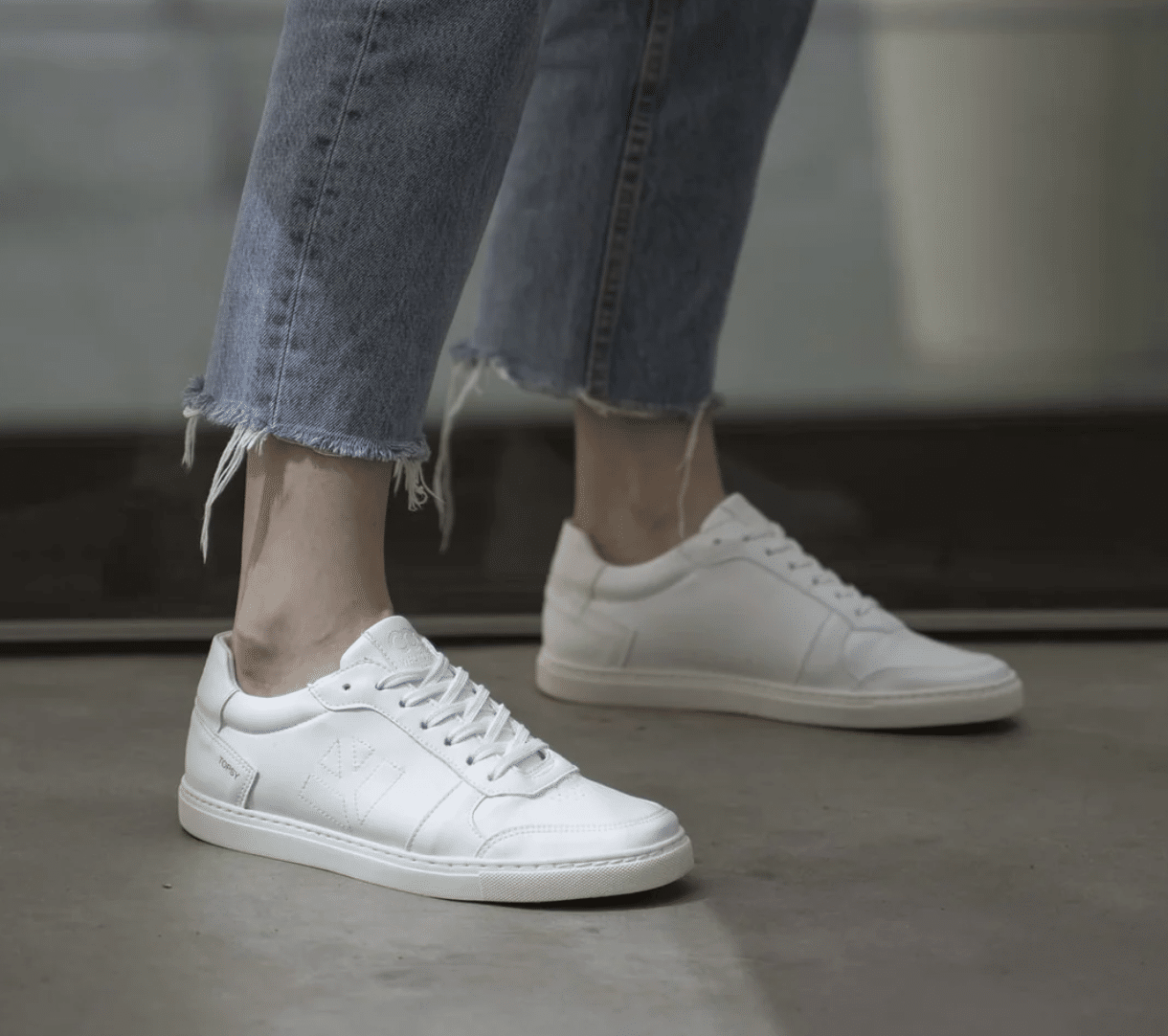 COG vegan white sneakers made in Europe