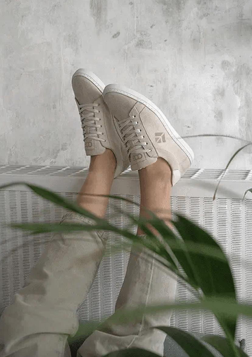 COG vegan beige sneakers