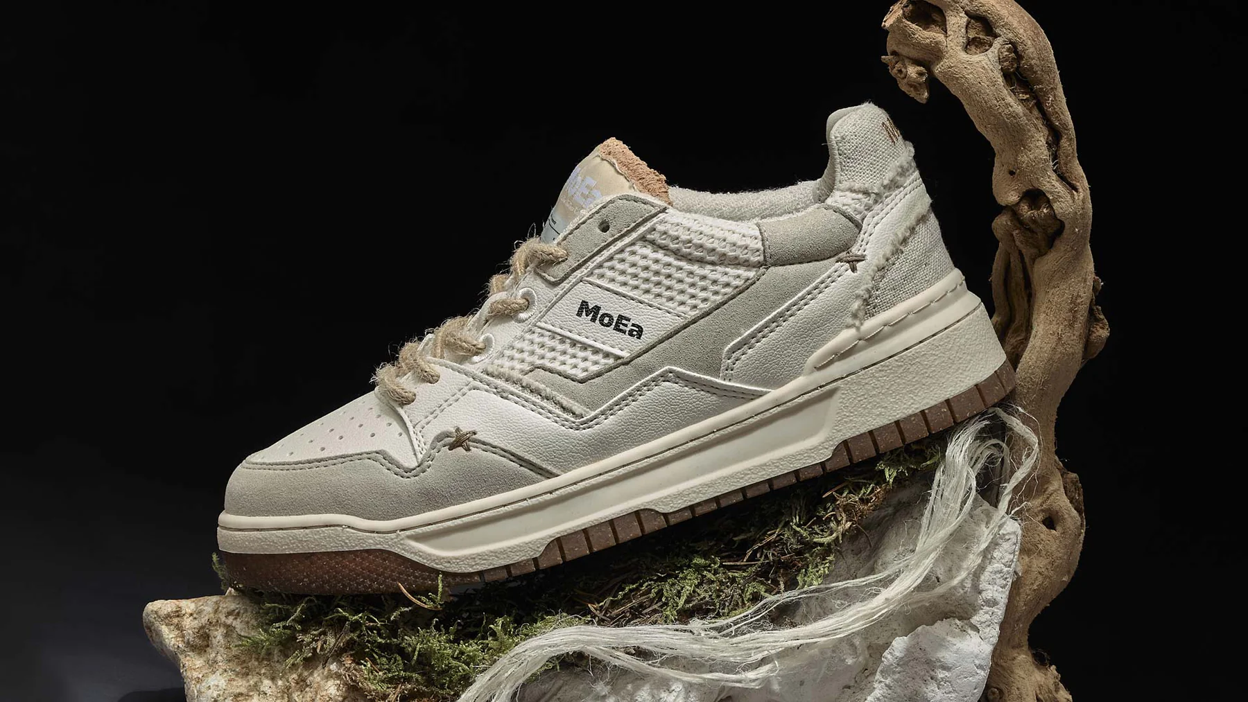 MoEa vegan sneakers white and beige side