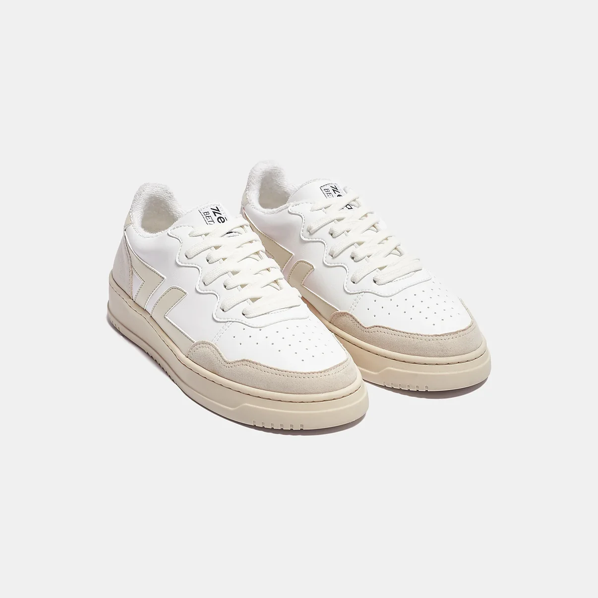 Vegan sneaker from Zeta in white