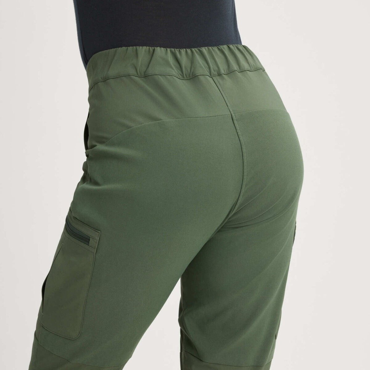 Vera Hiking Pants Green by Astrid Wild.