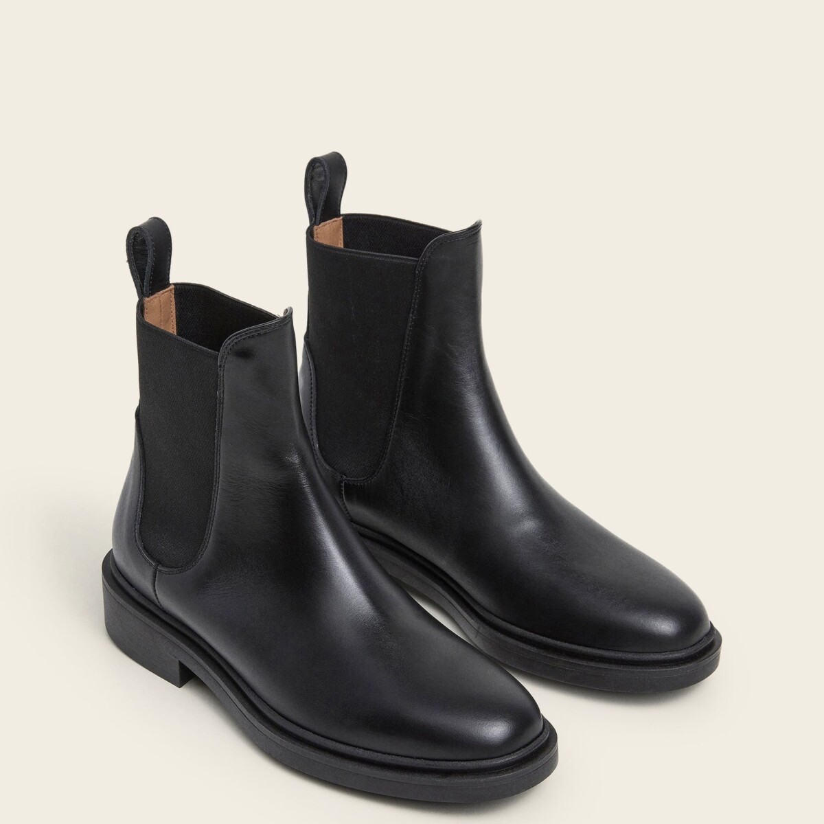 Fiona Leather Black by Flattered.