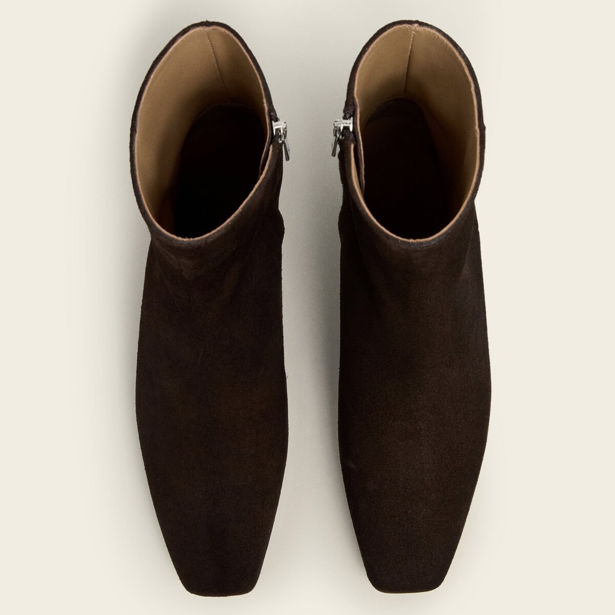 Rami Suede Chocolate by Flattered.