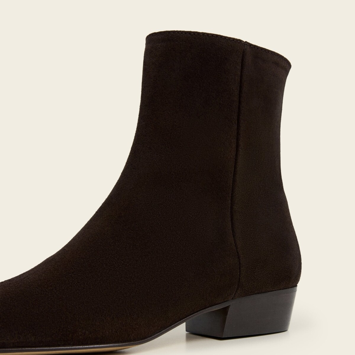 Rami Suede Chocolate by Flattered.