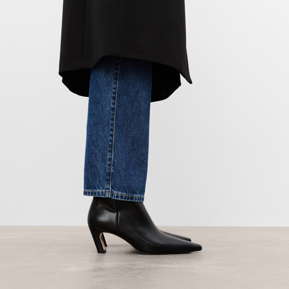 Xena Leather Black by Flattered.