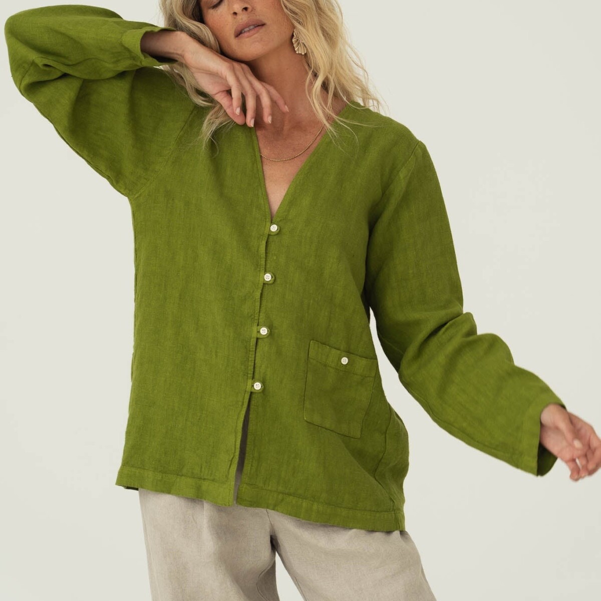 Emilia Green Linen Shirt by Näz.