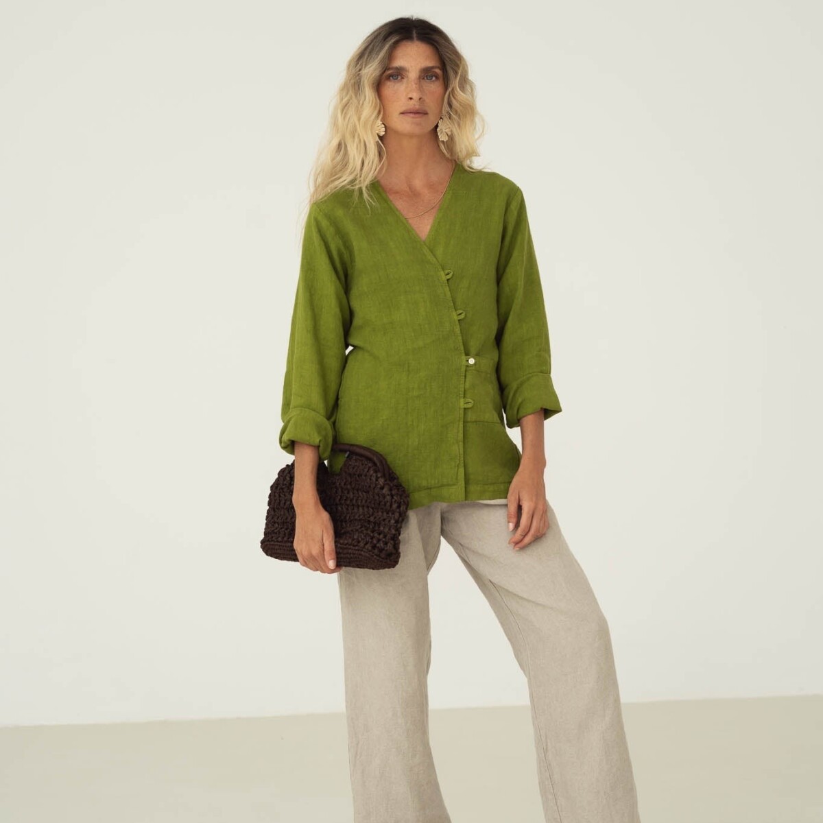 Emilia Green Linen Shirt by Näz.