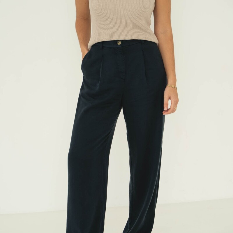 Mara Navy Tencel Trousers by Näz.