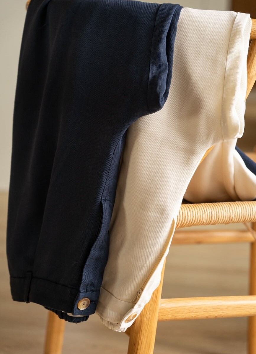 Mara Navy Tencel Trousers by Näz.