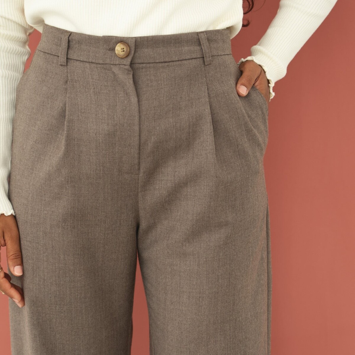 Mara Wool Trousers by Näz.