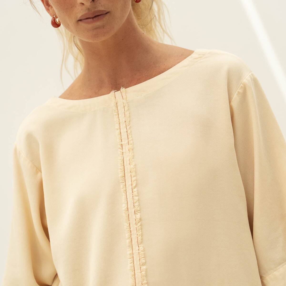 Sari Beige Tencel Top by Näz.