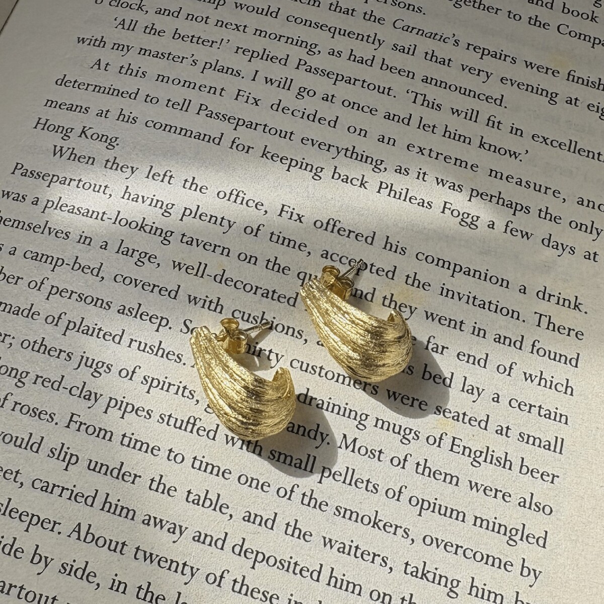 Sea Earrings by Näz.