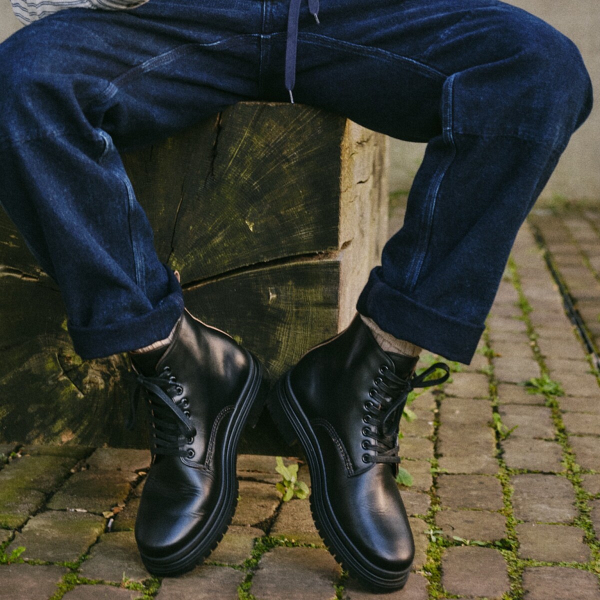 SHARMAN Boot - Horween Black Leather by Goral.