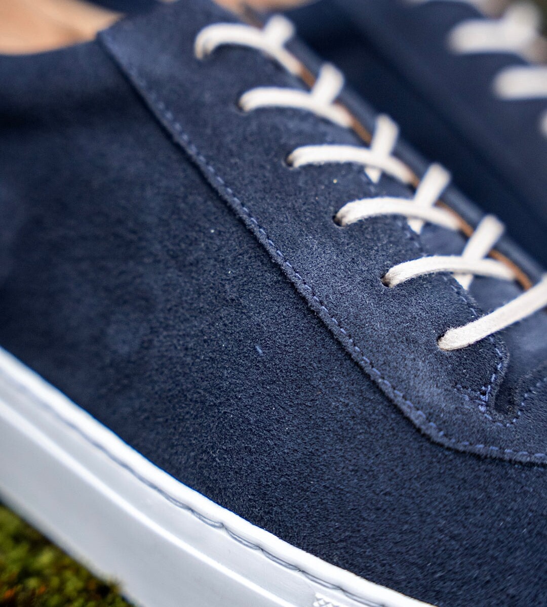 The Pilgrim Navy Suede by Lennertson.