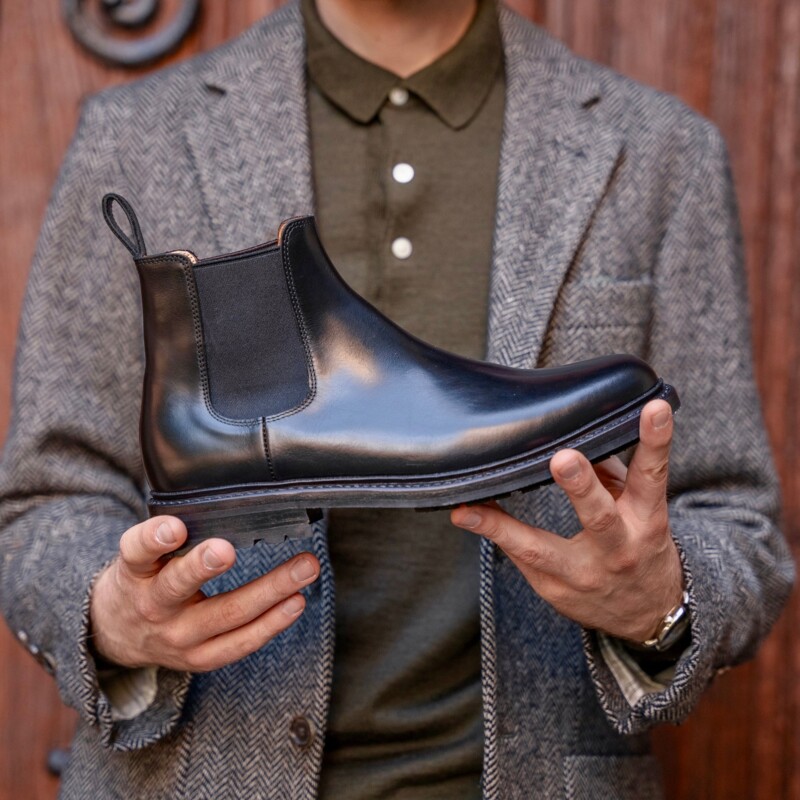 The Rider All-Black by Lennertson.