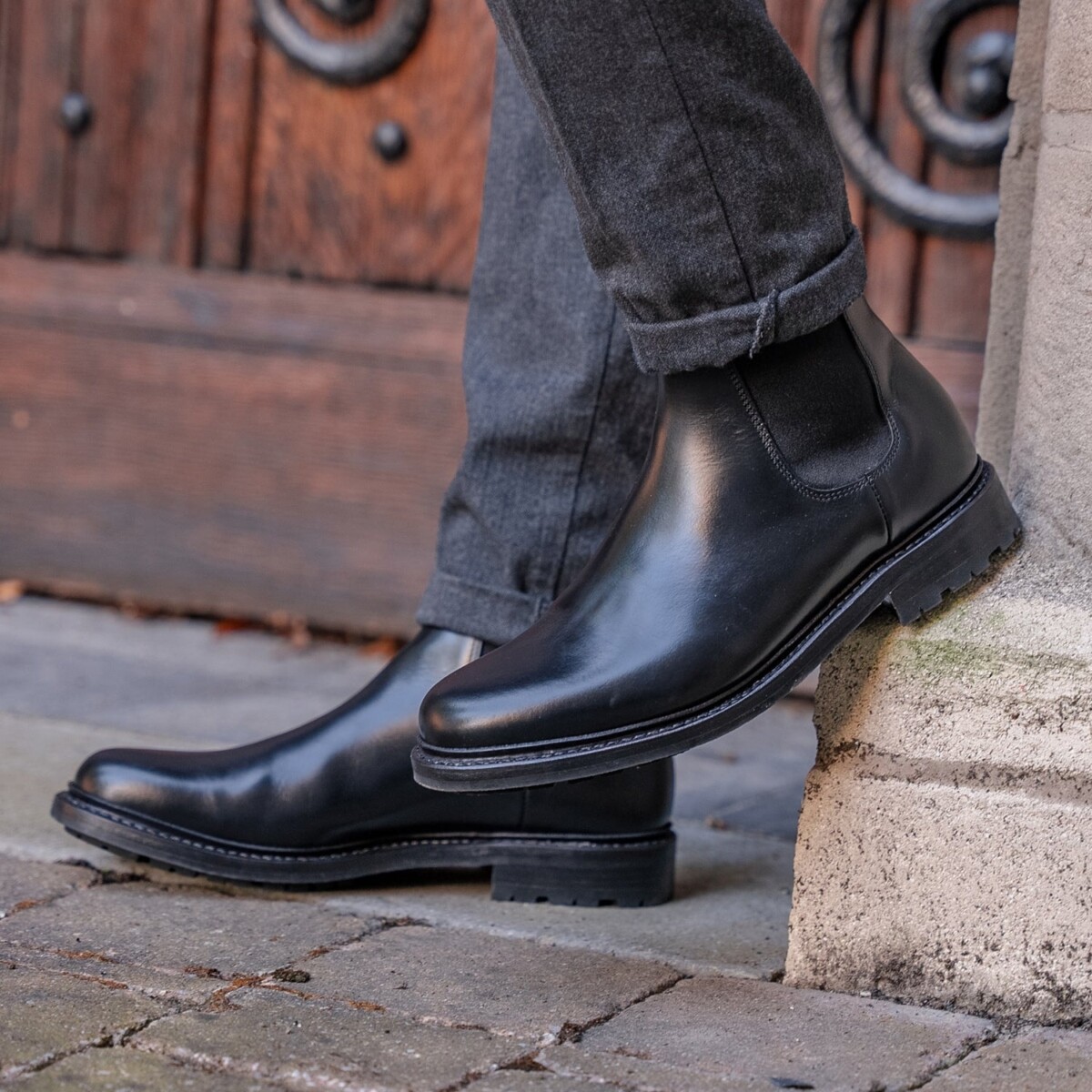 The Rider All-Black by Lennertson.